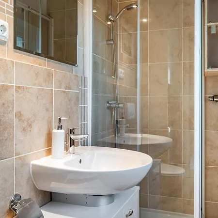 Im Schwedenhaus Kiel